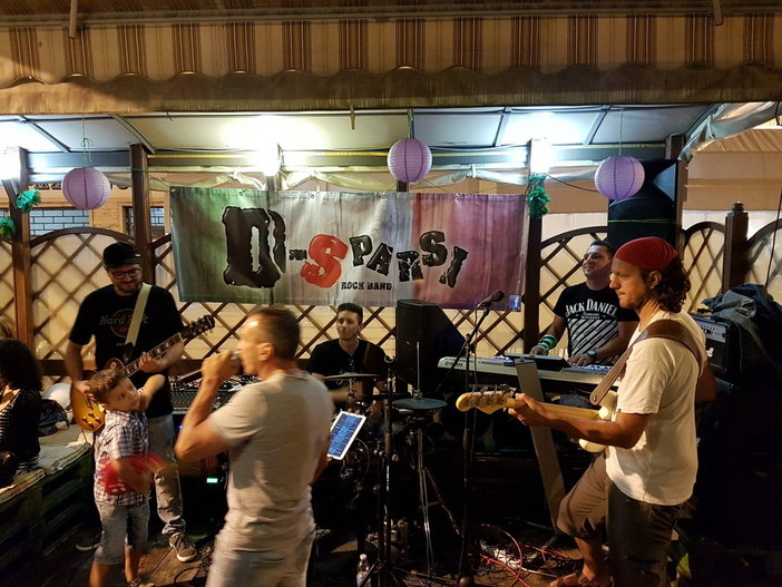 Riva Ligure: domani sera in piazza Matteotti appuntamento con il concerto dei 'D-Sparsi'