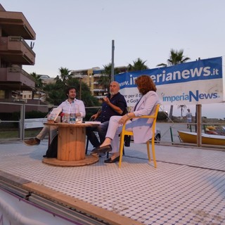 San Lorenzo al Mare: questa sera per 'Due parole in riva al mare' il nuovo libro del savonese Davide Mosca