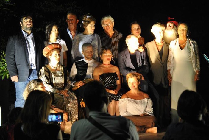 Domani sera, con 'Dell'Amore le parole' anche LIBER theatrum al Teatro Romano di Ventimiglia