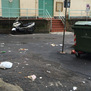 Arma di Taggia: stato di degrado nel parcheggio delle palme, la segnalazione di un residente