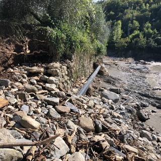 Maltempo, valle Arroscia in ginocchio, Alessandri: &quot;Siamo senza telefono e acqua potabile, occorre una riflessione su prevenzione e sistema di vita&quot; (foto e video)