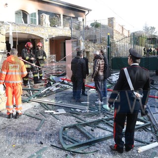 Sanremo: esplode la villa dove soggiornava Gabriel Garko, muore 77enne. Un boato che ha sconvolto la quotidianità (FOTO e VIDEO)