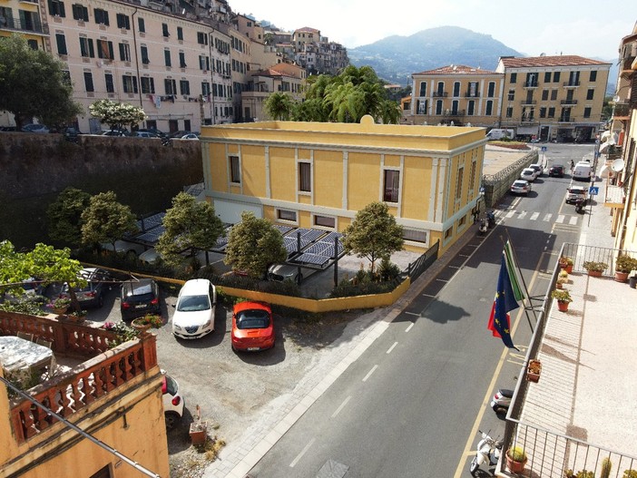 Ventimiglia: ok della Giunta alla convenzione urbanistica con la 'Namira' per la demolizione e ricostruzione dell'ex Aci (Foto)