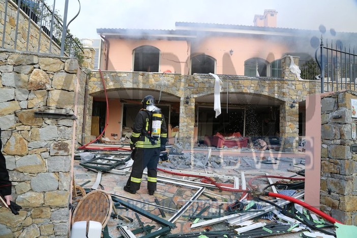 Sanremo: si svolgerà domani il sopralluogo dei tecnici per capire le cause dell'esplosione a 'Villa delle Rose'