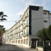 Diano Marina, il sindaco Za Garibaldi “ordina” la messa in sicurezza dell’ex hotel Teresa