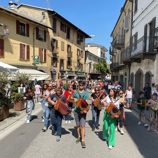 Un maggio medievale con l’Espaci Occitan, aspettando la Fiera degli Acciugai di Dronero