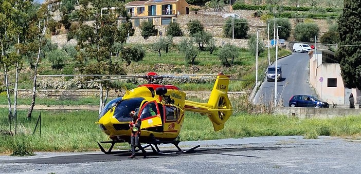 Diano Marina, bimbo di 4 anni in arresto cardiaco: salvato con l'elisoccorso