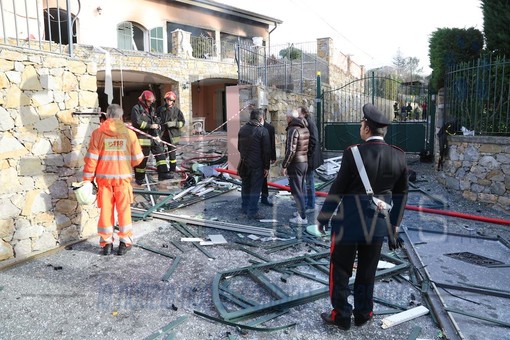 Sanremo: esplode la villa dove soggiornava Gabriel Garko, muore 77enne. Un boato che ha sconvolto la quotidianità (FOTO e VIDEO)