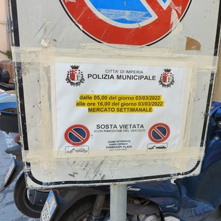 Imperia, mercato di Porto Maurizio trovato l’accordo: liberata la seconda parte di via Cascione. Da giovedì bancarelle in piazza Ricci e piazza Roma