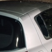 Ladri in azione a Bordighera, nel mirino auto parcheggiate: scatta l'allerta sui social