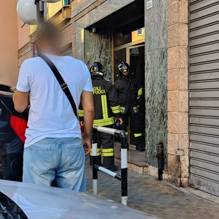 Sospetta fuga gas a Sanremo: intervento dei vigili del fuoco in un palazzo