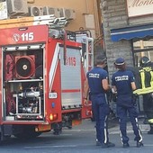 Sanremo: fuga di gas in via Martiri, strada chiusa nel corso della mattinata (Foto)