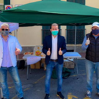 Per l'emergenza sociale a Bordighera, colletta alimentare organizzata da Forza Italia