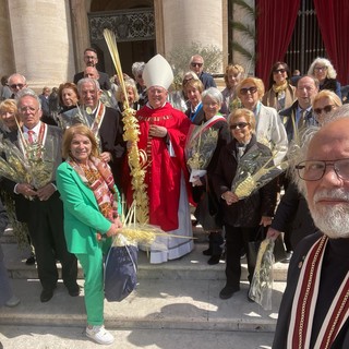 Delegazione sanremese accolta in Vaticano per la ricorrenza della Domenica delle Palme (foto)