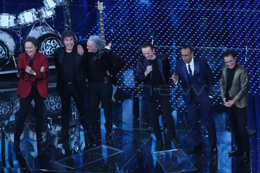 #Sanremo2016: ascolti Auditel la serata 'cover' del Festival conferma il trend dell'anno scorso