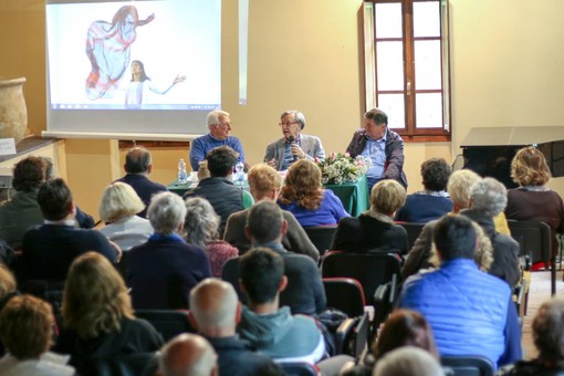 Frantoio Roccanegra di Chiusavecchia: successo per l'esposizione Giare antiche e l'incontro con Pastorino, Viale e Coletti