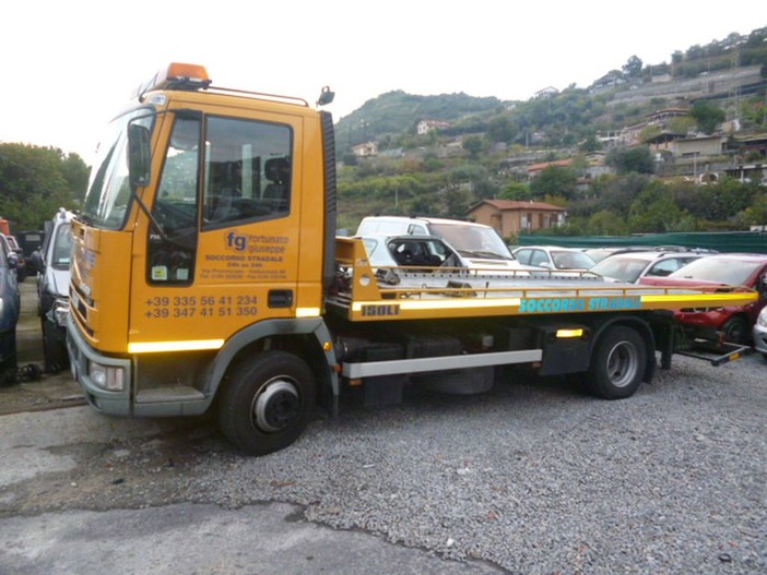 Il tuo veicolo è da demolire? Ci pensa Autodemolizioni Fortunato di Vallecrosia