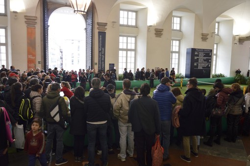 Gli azzurri del tennis Fabio Fognini, Andreas Seppi e Simone Bolelli incontrano tanti giovani tennisti a Genova