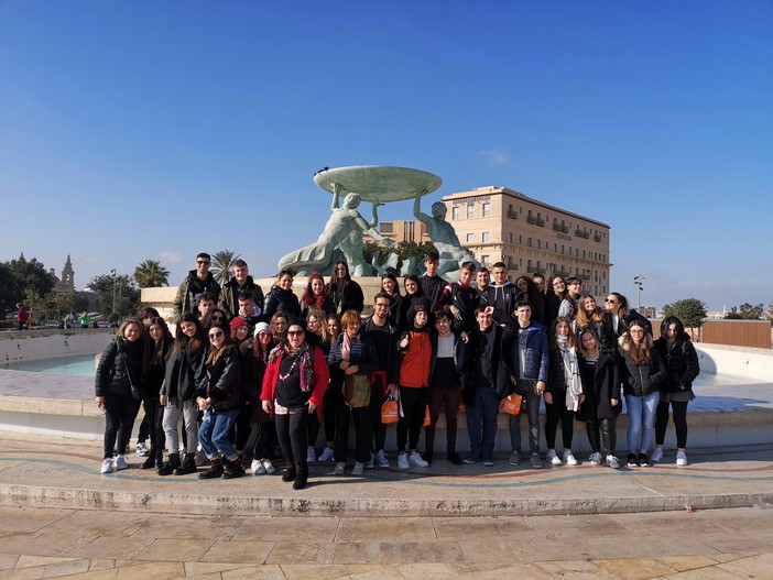 70 studenti del Fermi Polo Montale all’AM Language School di Sliema, una delle scuole di inglese più antiche ed accreditate di Malta (foto)