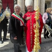 Papa Francesco ringrazia Sanremo per il dono dei 'Parmureli': Pireri &quot;Un momento di grande emozione&quot; (Video)