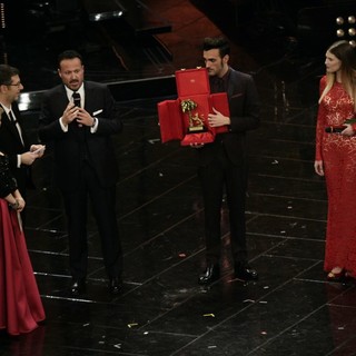 Zoccarato sul palco durante la premiazione del Festival 2013