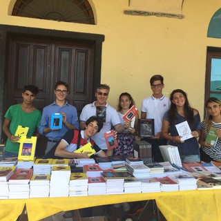 Triora: continua per tutto il pomeriggio la 2a edizione del 'Festival del Libro e degli scrittori liguri' (foto e video)