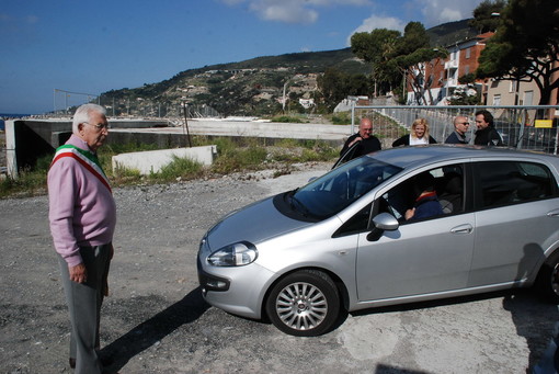 Ospedaletti: si svolgerà martedì l'incontro tra Comune e Fin.Im. per la ghiaia della spiaggia delle 'Porrine'