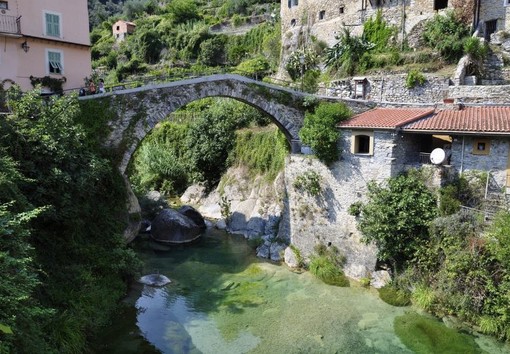 Bando del GAL 'Riviera dei Fiori' su attività extra agricole: previsti contributi da 50mila a 90mila euro