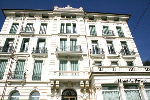 L'hotel de Paris