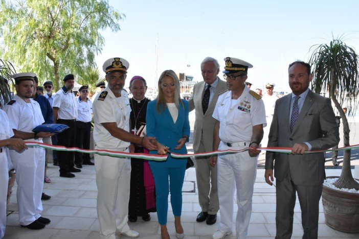 Ventimiglia: a Cala del Forte l'inaugurazione del nuovo ufficio locale marittimo della Guardia Costiera (foto e video)