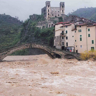 Il fiume Nervia in piena