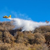 Incendi sul Monte Faudo, arrestato piromane recidivo: aveva anche un Daspo