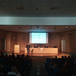 Seminario di aggiornamento per docenti studenti delle superiori e universitari: iniziativa di Unige e Camera di Commercio 'Riviere di Liguria'