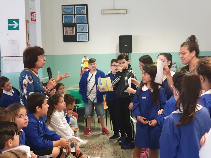 Sanremo: nell’ambito di ‘Un due tre... storie’, i risultati dell'incontro alla scuola Rubino con le socie di Penelope (foto)