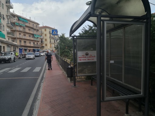 Imperia: giallo in via Martiri, una donna è stata trovata sanguinante in stato confusionale. Trasportata al pronto soccorso