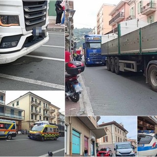 Vallecrosia, scontro moto-camion in via Colonnello Aprosio: traffico in tilt (Foto)