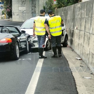 Frontale sull'Aurelia tra Imperia e San Lorenzo al Mare: moto coinvolta fugge via