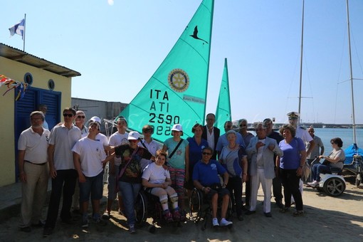 Sanremo: la Lega Navale inaugura la prima barca a vela per i disabili, la cerimonia con il sindaco e autorità