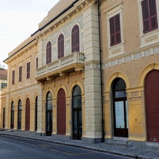 Imperia, via ai lavori del Centro servizi all’utenza di Arte di Porto Maurizio. Assessore Scajola: “Azione che coniuga riqualificazione urbana e sociale” (foto)