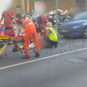 Sanremo: incidente tra uno scooter e un furgone in via Roma, ferito 50enne