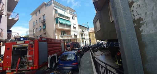 Perdita d’acqua causa 'corto' e incendio di una palazzina a Sanremo: a giudizio  titolare della ditta di riparazioni