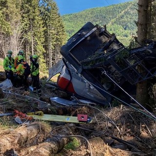 Dramma sul Mottarone: precipita funivia, quattordici morti. Non ce l'ha fatta uno dei due bambini