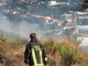 Seborga: incendio di sterpaglie vicino al campo sportivo, intervento di VVF e Forestale