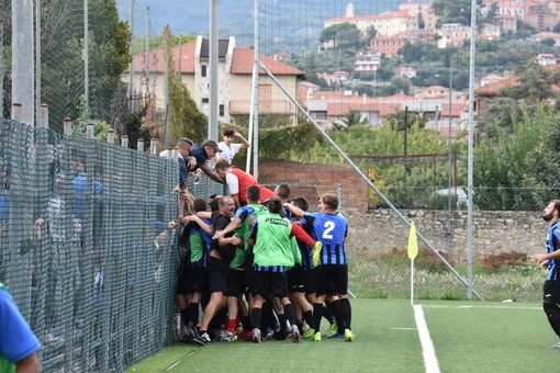 Calcio, Eccellenza. Il direttore Bencardino smentisce le voci di un addio di Edoardo Capra