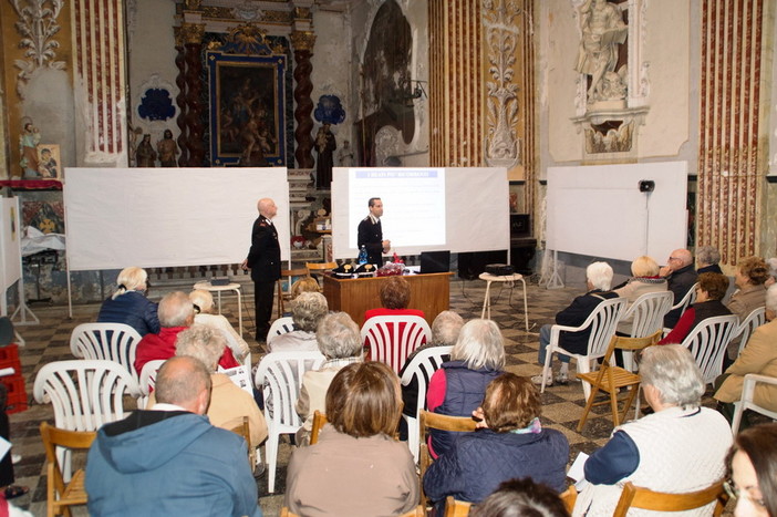 Truffe in danno degli anziani: ieri pomeriggio incontro dei Carabinieri di Bordighera nell’oratorio di San Bartolomeo