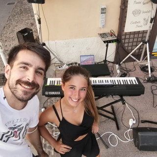 Riva Ligure: questa sera in piazza Matteotti, concerto del duo KikiRiki