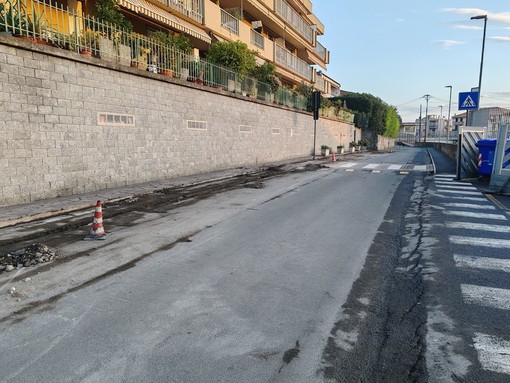 Ventimiglia, lavori di asfaltatura e illuminazione a San Secondo. Pd: &quot;Situazione di pericolosità&quot;