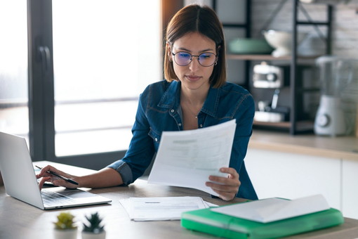 Lavoro, apre oggi il bando per le imprese liguri che assumono nel commercio e nell’artigianato: da FSE 5 milioni di euro