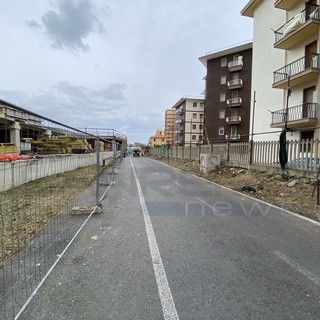 Arma di Taggia: cantiere ex Millenium iniziati i lavori esterni, è emersa anche una piccola area verde a lato della pista ciclabile