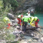 Turista francese ferito ai Laghetti di Rocchetta: elisoccorso interviene per lussazione alla spalla (Foto)